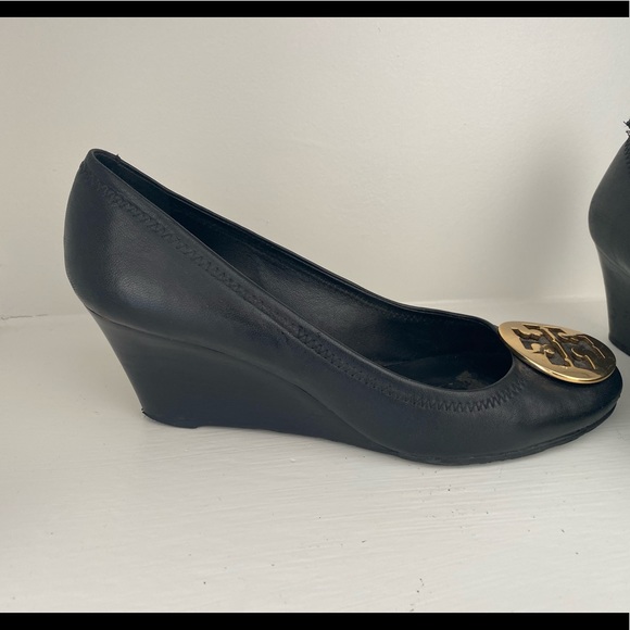Tory Burch Sally wedge size 8.5 - Picture 3 of 10